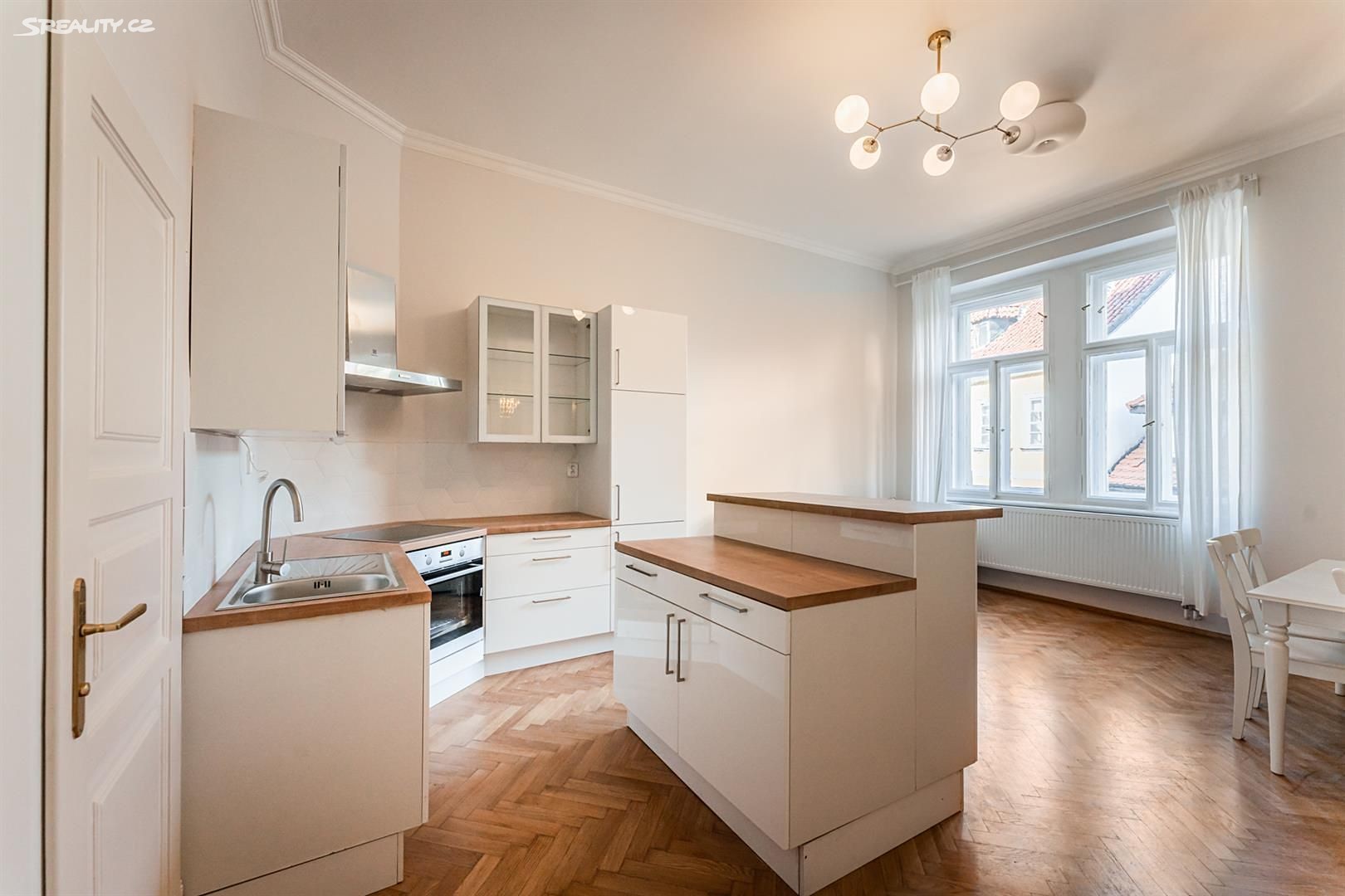 Pronájem bytu 2+kk 62 m², Praha