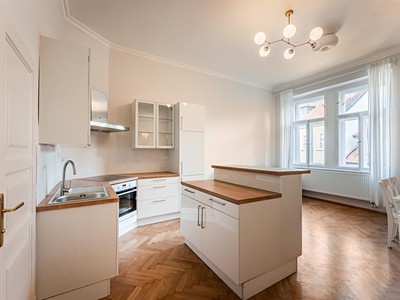 Pronájem bytu 2+kk 62 m²