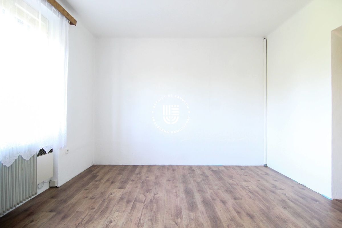 Prodej vícegeneračního domu 383 m², pozemek 225 m² – fotografie 5