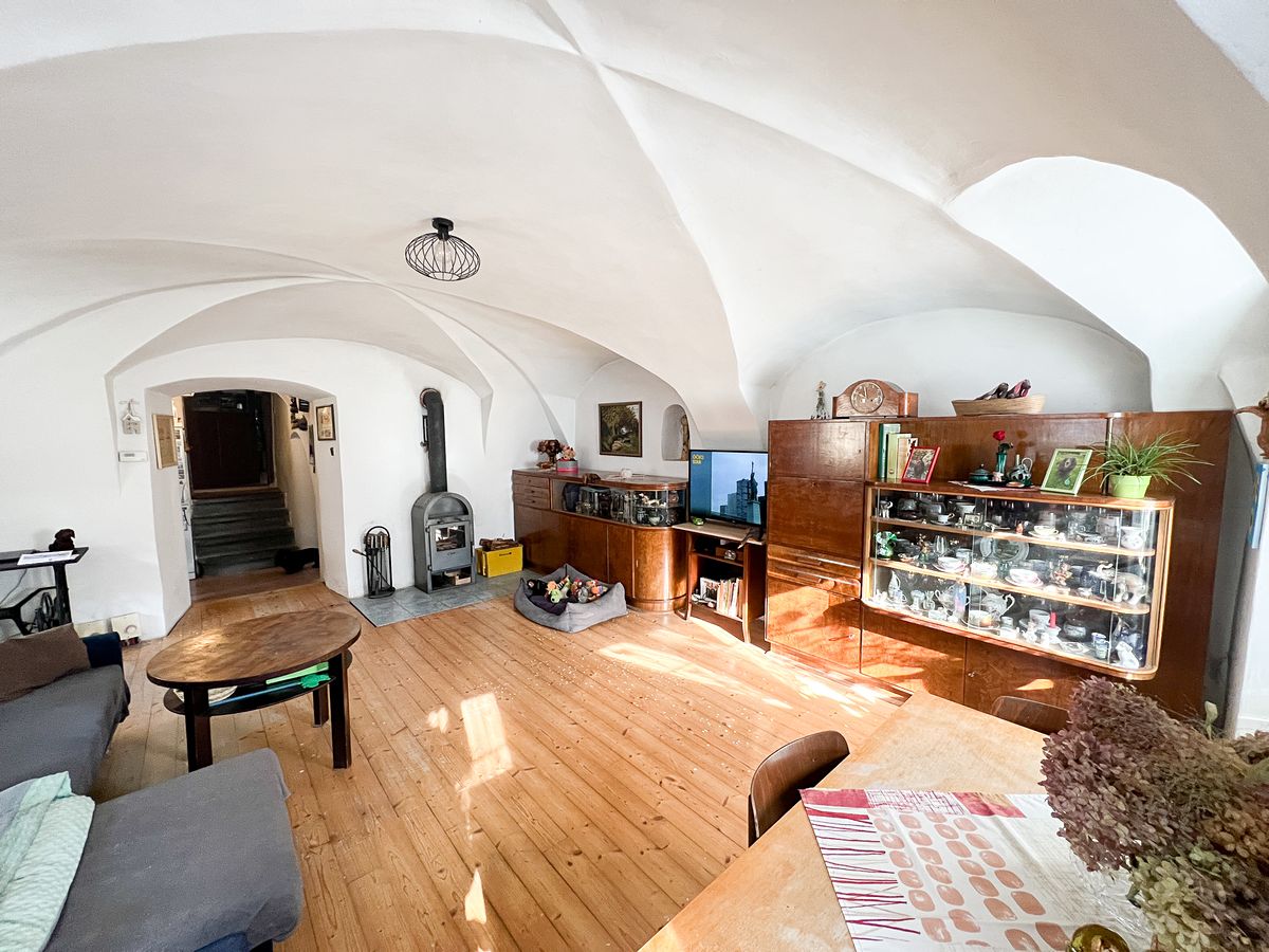 Prodej rodinného domu 160 m², pozemek 900 m² – fotografie 3