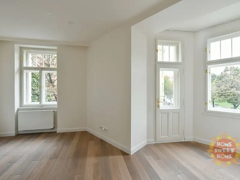 Pronájem bytu 4+kk 118 m², Praha – náhled fotky 2