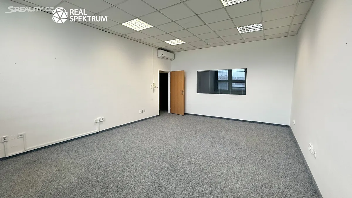Pronájem kanceláře 154 m², Brno