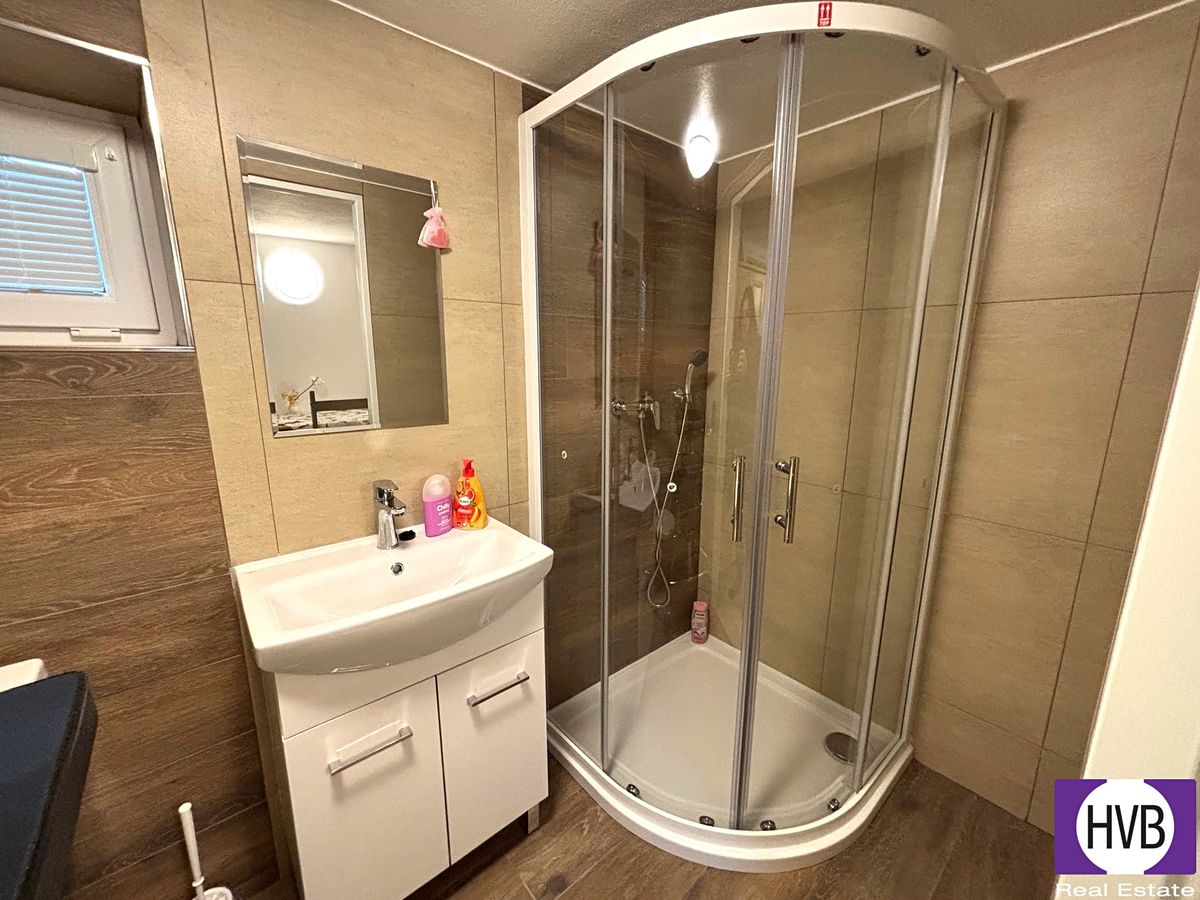 Pronájem bytu 1+1 60 m² – fotografie 4