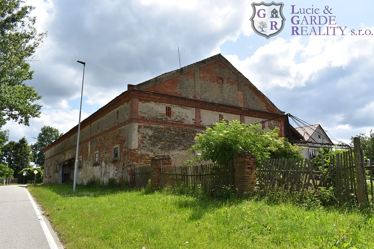 Prodej rodinného domu 175 m², pozemek 2865 m² – fotografie 2