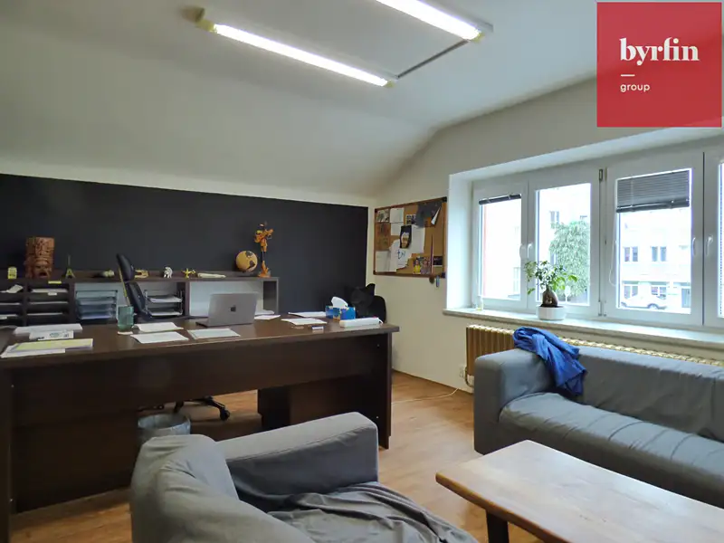 Pronájem kanceláře 225 m², Opava – náhled fotky 2