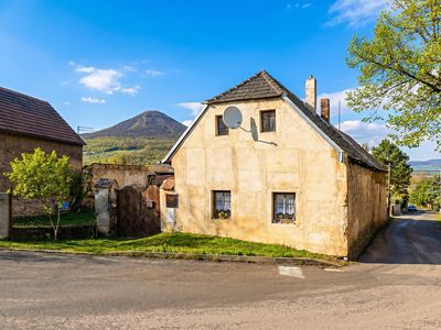 Prodej rodinného domu 160 m², pozemek 900 m²