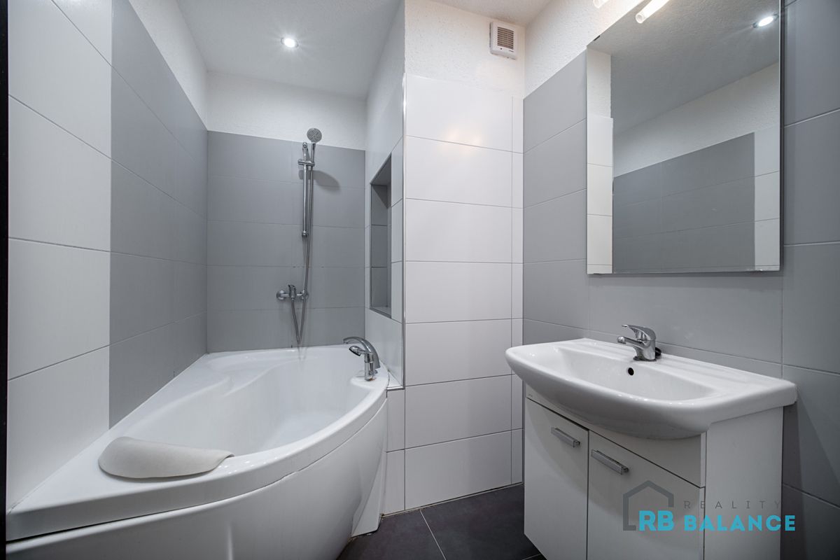 Prodej bytu 3+1 67 m² – fotografie 2