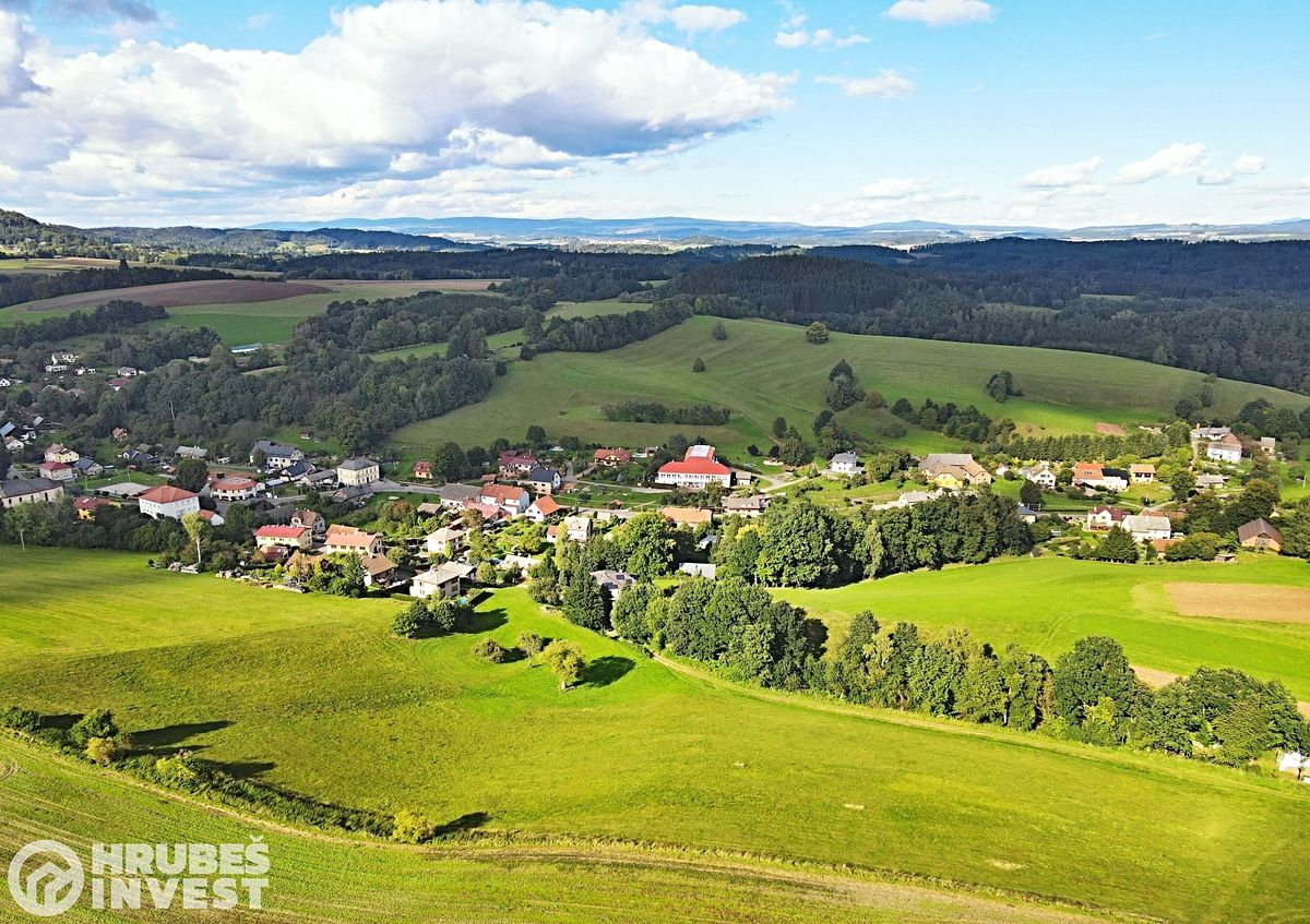 Prodej stavebního pozemku 2169 m² – fotografie 2