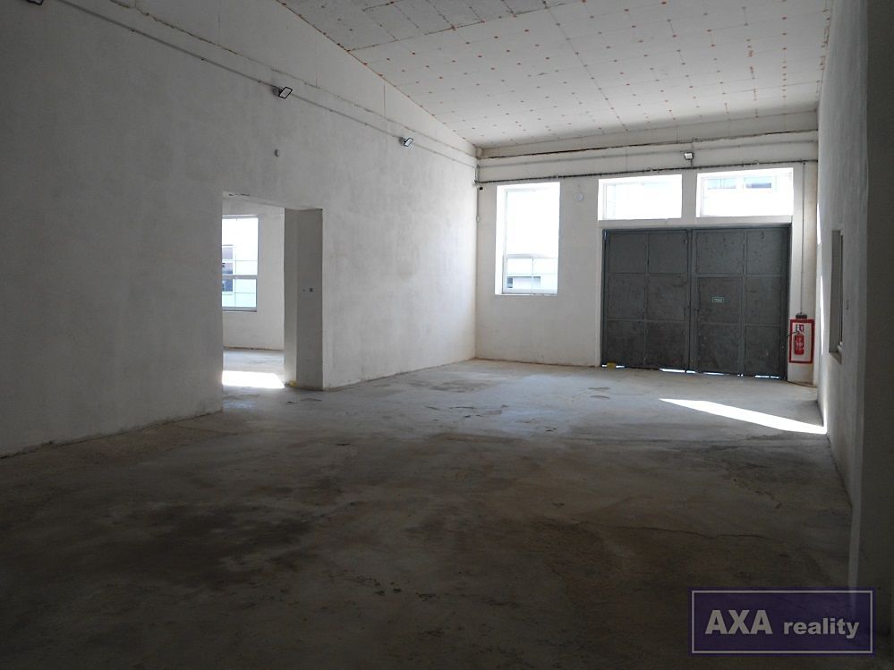 Pronájem skladového prostoru 384 m² – fotografie 2