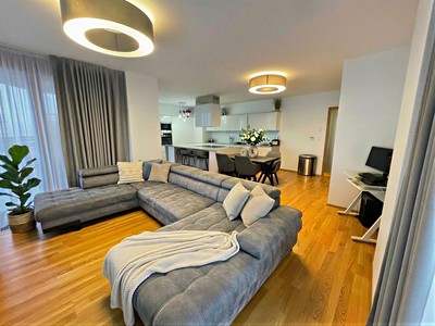 Pronájem bytu 4+kk 157 m²