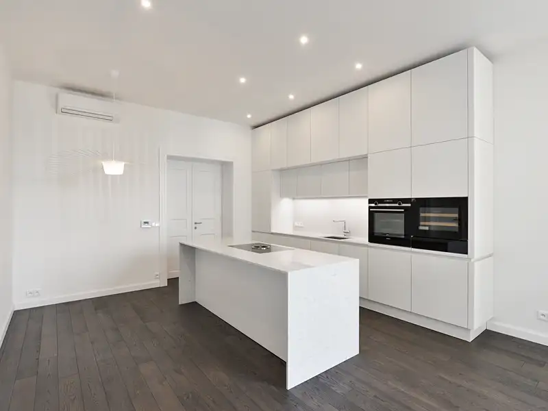 Pronájem bytu 4+kk 137 m², Praha – náhled fotky 3