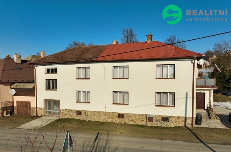 Prodej rodinného domu 590 m², pozemek 234 m² – fotografie 2