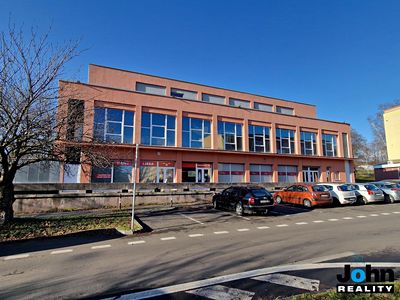 Pronájem obchodního prostoru 90 m²
