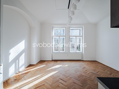 Pronájem bytu 3+kk 84 m²