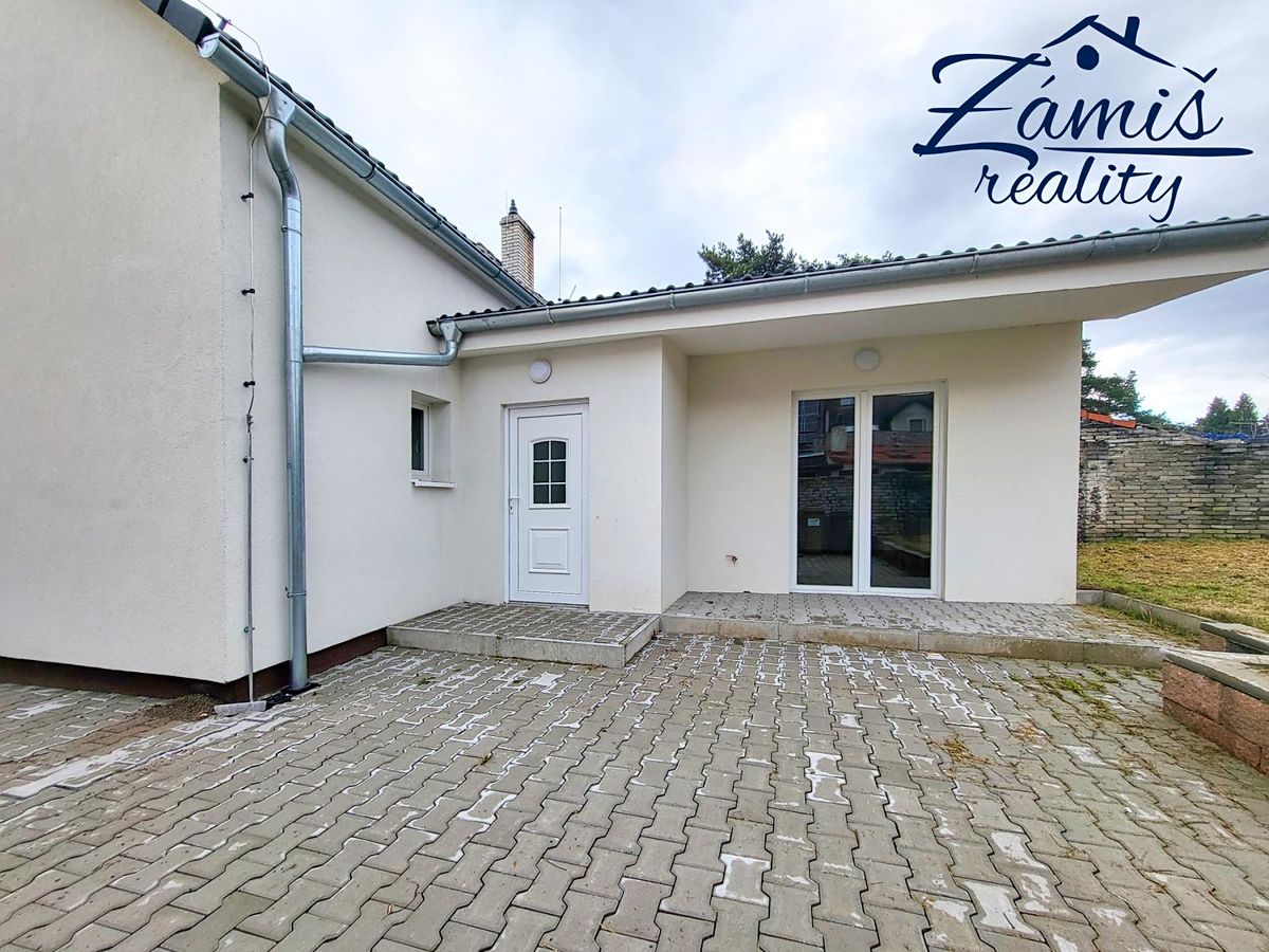 Prodej rodinného domu 126 m², pozemek 306 m² – fotografie 2