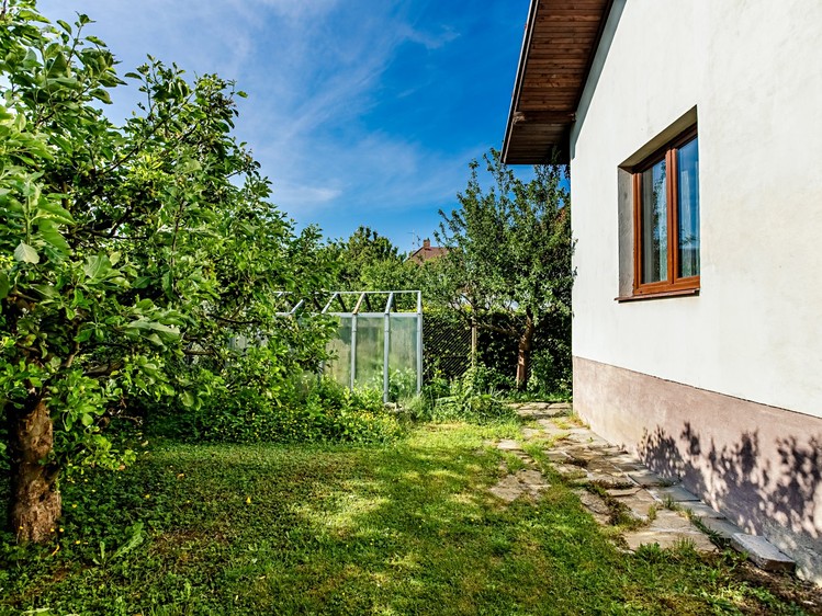 Prodej komerčního prostoru, 185 m² (10 z 26)