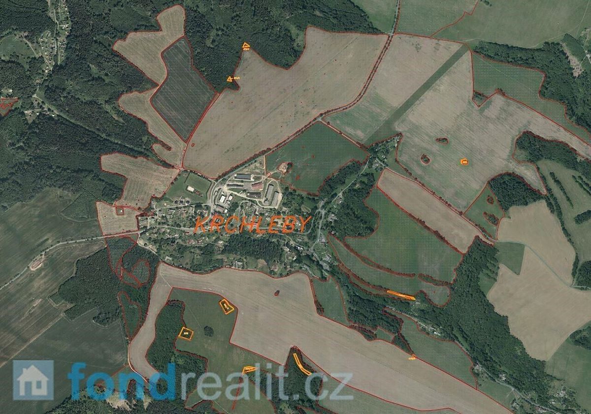 Prodej pole 7831 m²