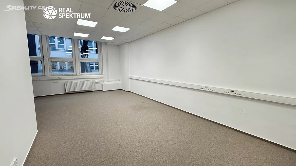 Pronájem kanceláře 148 m², Brno