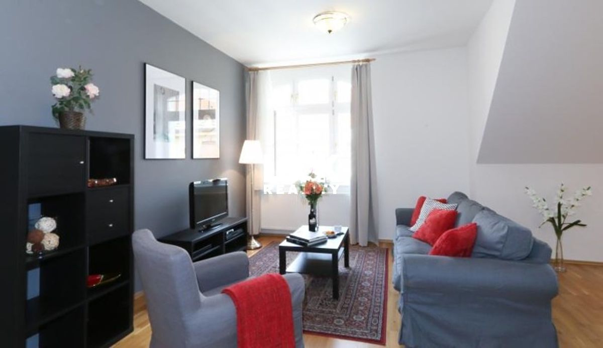 Pronájem bytu 2+kk 70 m²