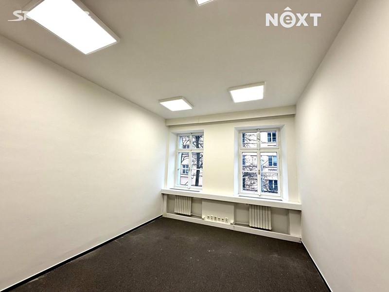 Pronájem kanceláře 17 m², Praha