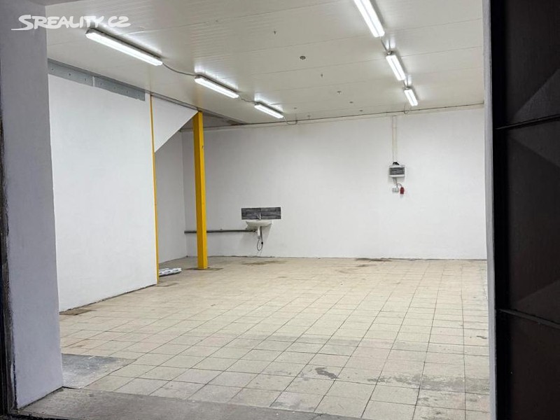 Pronájem skladového prostoru 60 m² – pohled 2
