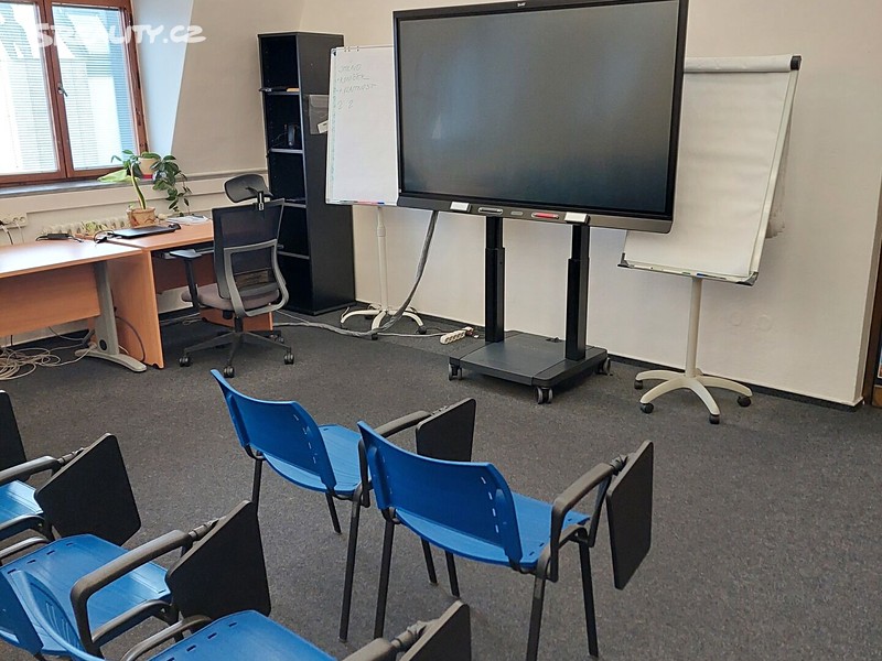 Pronájem kanceláře 69 m² – pohled 4