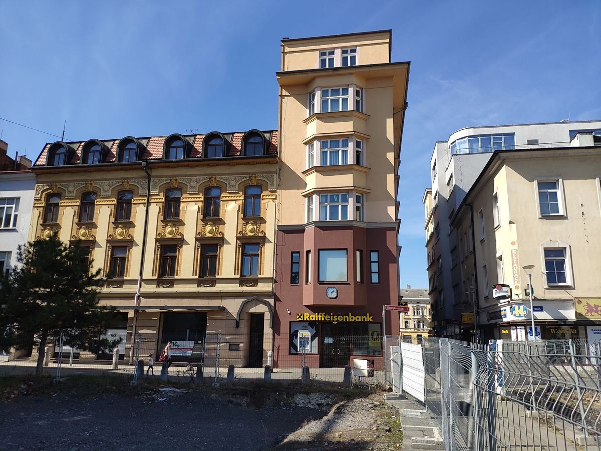 Pronájem kanceláře 69 m²