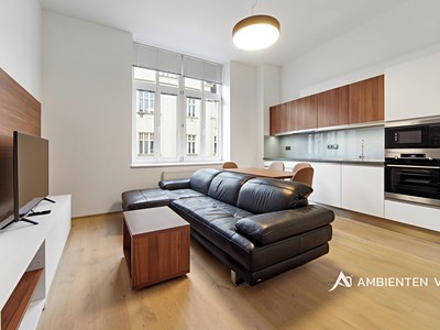 Pronájem bytu 3+kk 80 m² (Podkrovní)