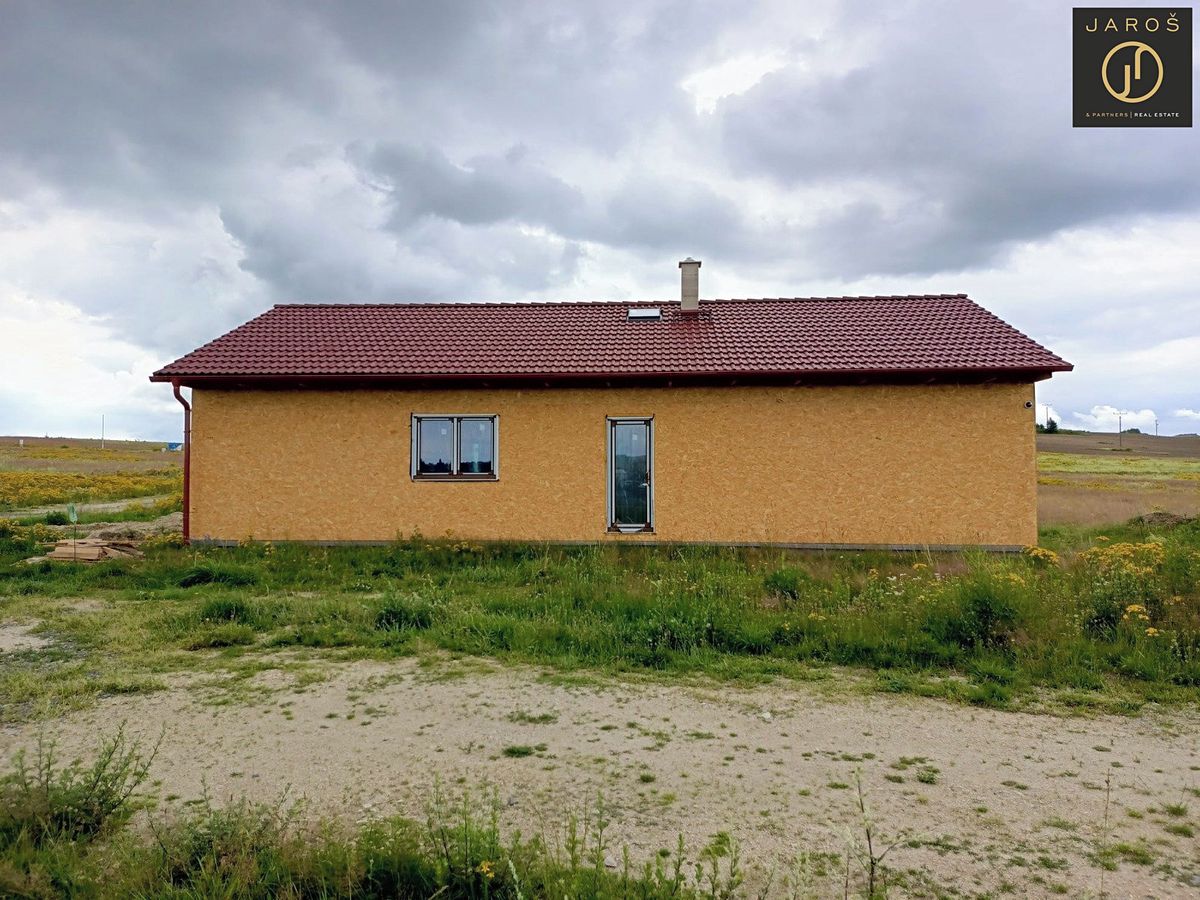 Prodej rodinného domu 99 m², pozemek 542 m² – fotografie 3