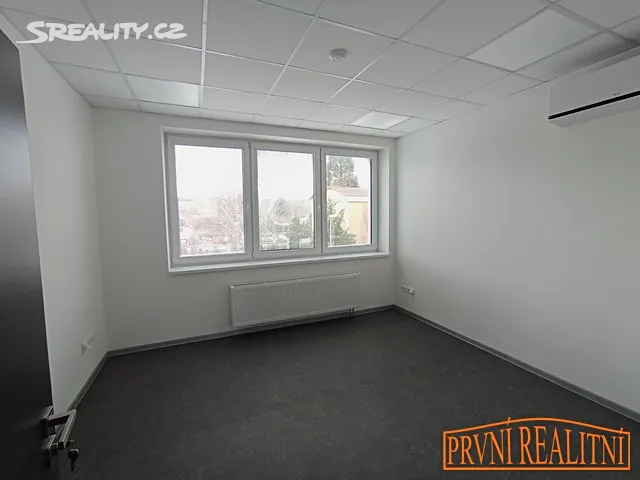 Pronájem kanceláře 23 m² – pohled 2
