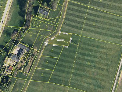 Prodej stavebního pozemku 1228 m²