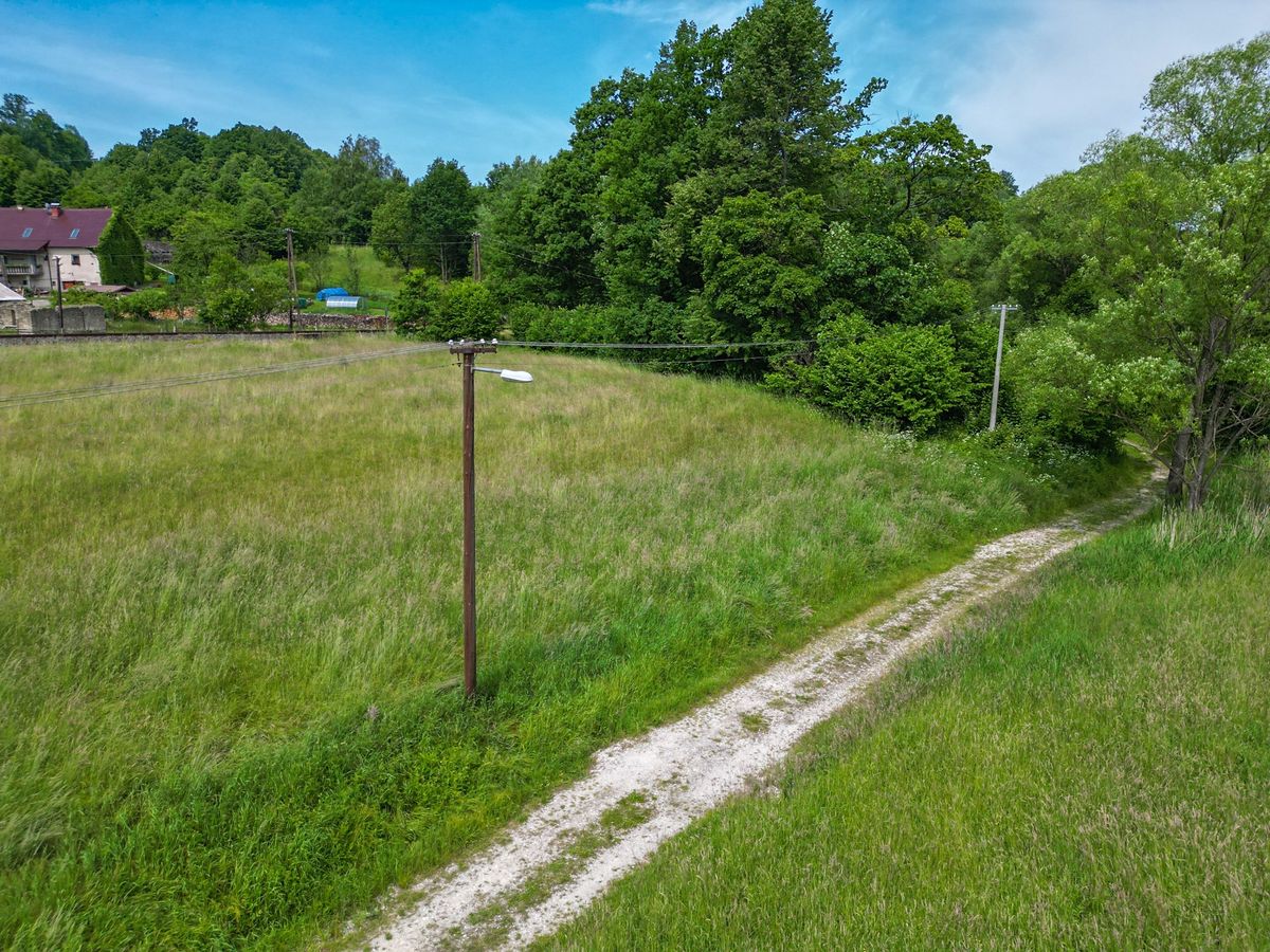 Prodej stavebního pozemku 1300 m² – fotografie 3