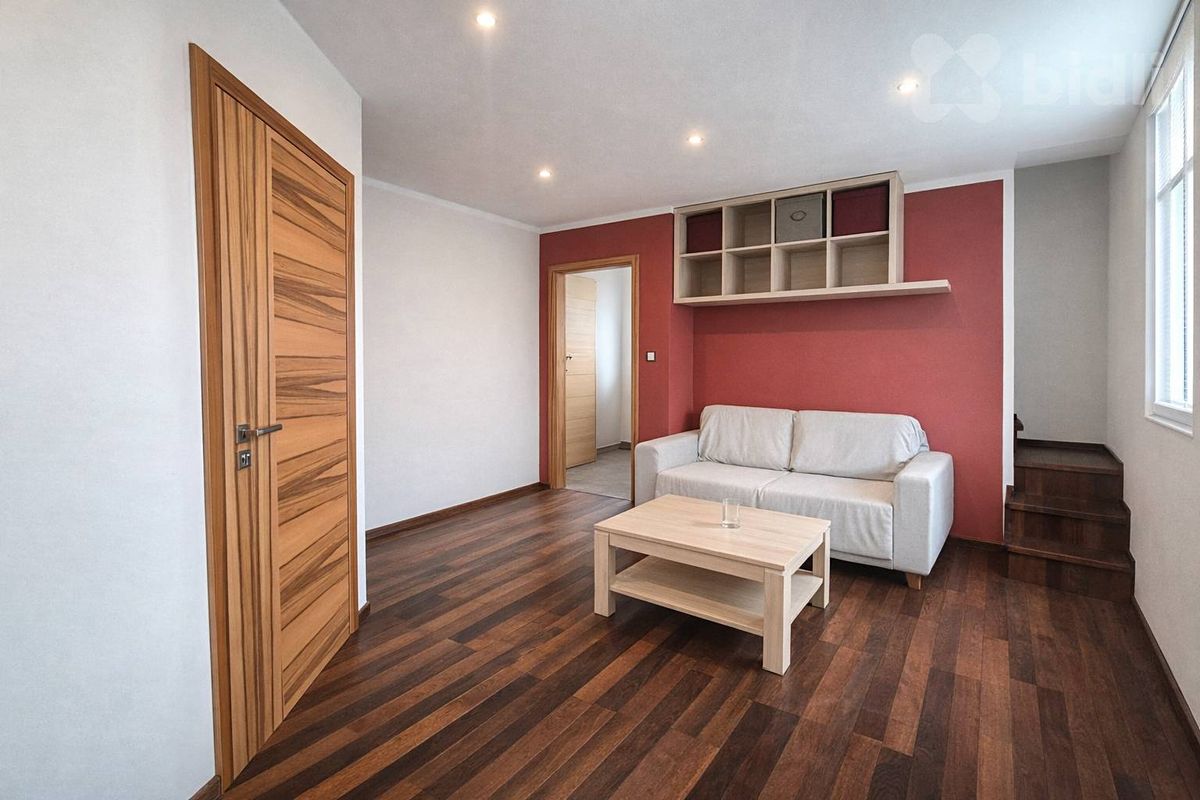 Prodej rodinného domu 56 m², pozemek 115 m² – fotografie 3