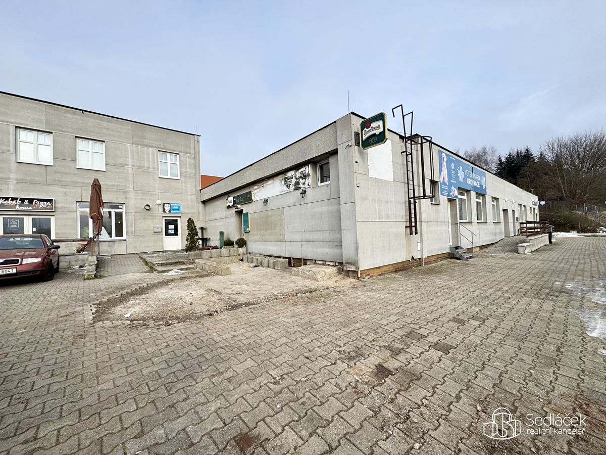 Pronájem obchodního prostoru 166 m² – fotografie 2