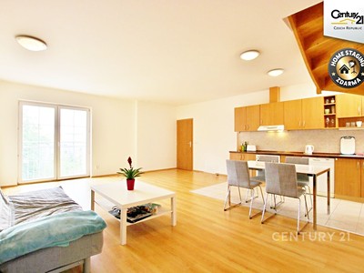 Pronájem bytu atypické 106 m² (Podkrovní)