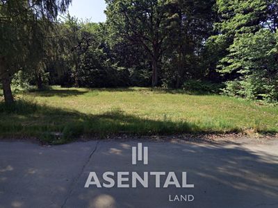 Prodej komerčního pozemku 8447 m²
