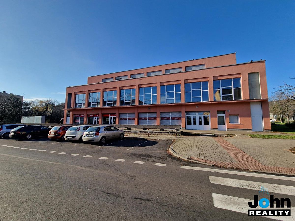 Pronájem obchodního prostoru 90 m² – fotografie 3