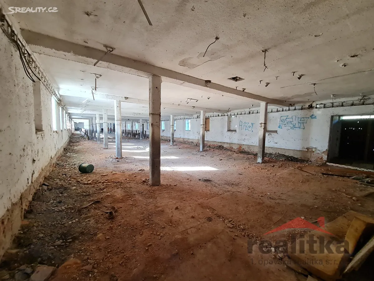 Prodej skladového prostoru 1690 m² – pohled 4