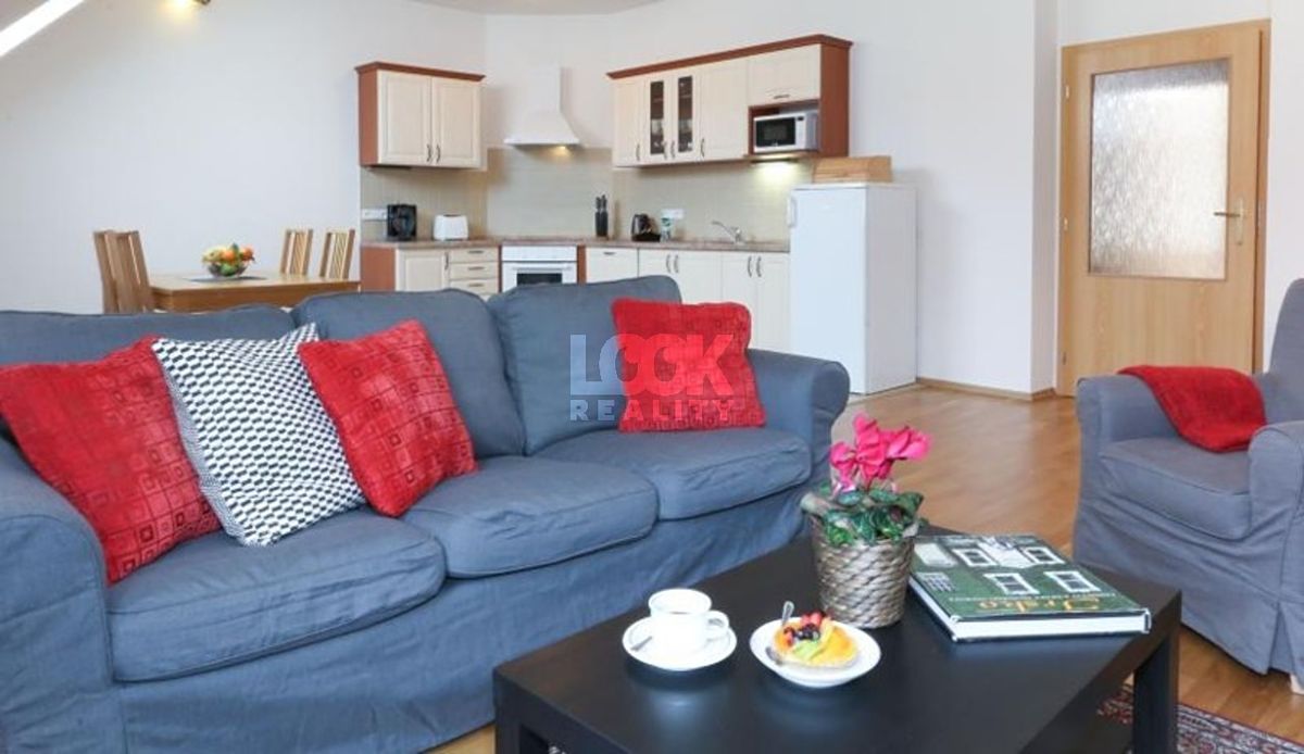 Pronájem bytu 2+kk 70 m² – fotografie 2