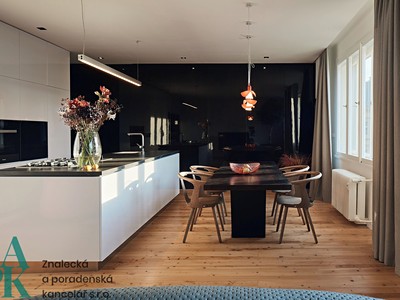 Pronájem bytu 3+kk 105 m²