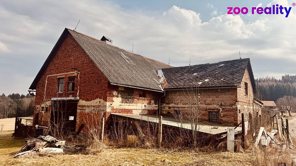 Prodej zemědělské usedlosti 850 m², pozemek 2730 m² – fotografie 3