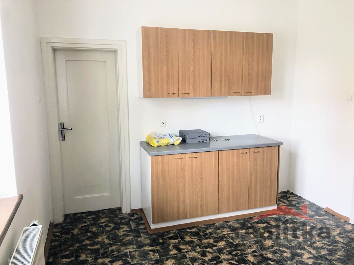 Pronájem bytu 4+1 160 m² – fotografie 4