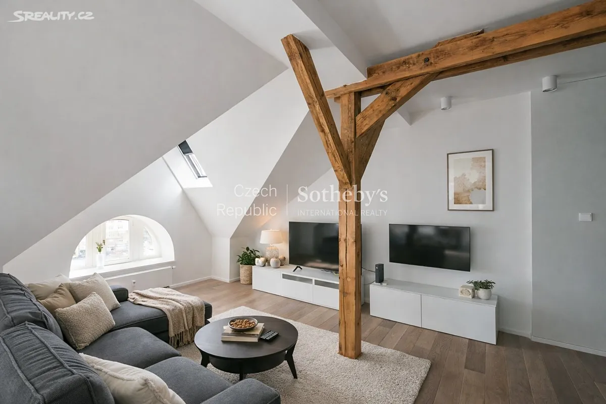 Pronájem bytu 3+kk 156 m² – pohled 5
