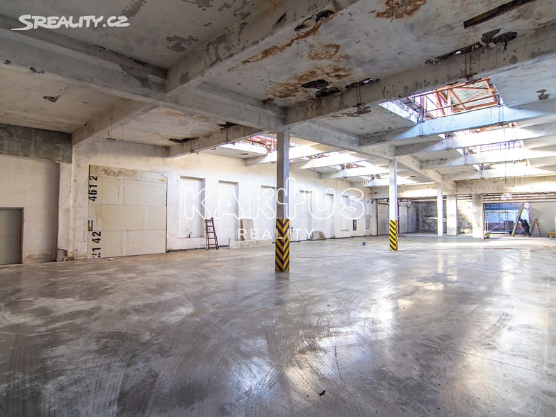 Pronájem výrobní haly, prostoru 1 400 m² – pohled 6