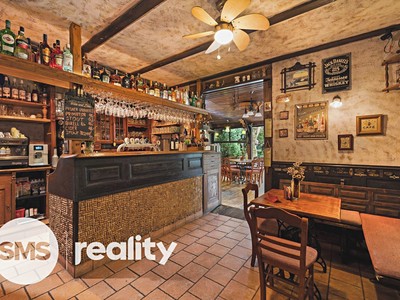 Prodej restaurace 864 m²