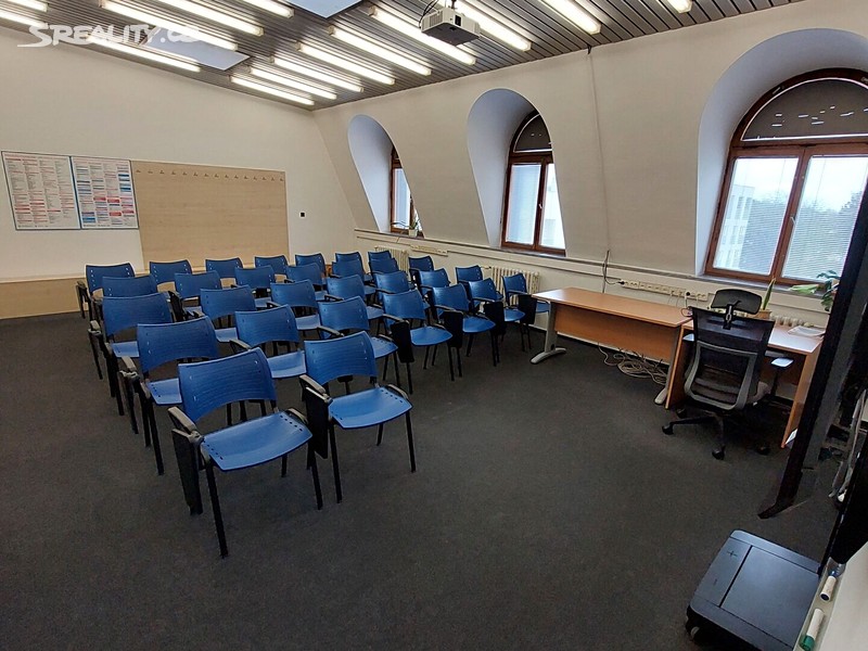 Pronájem kanceláře 69 m² – pohled 6