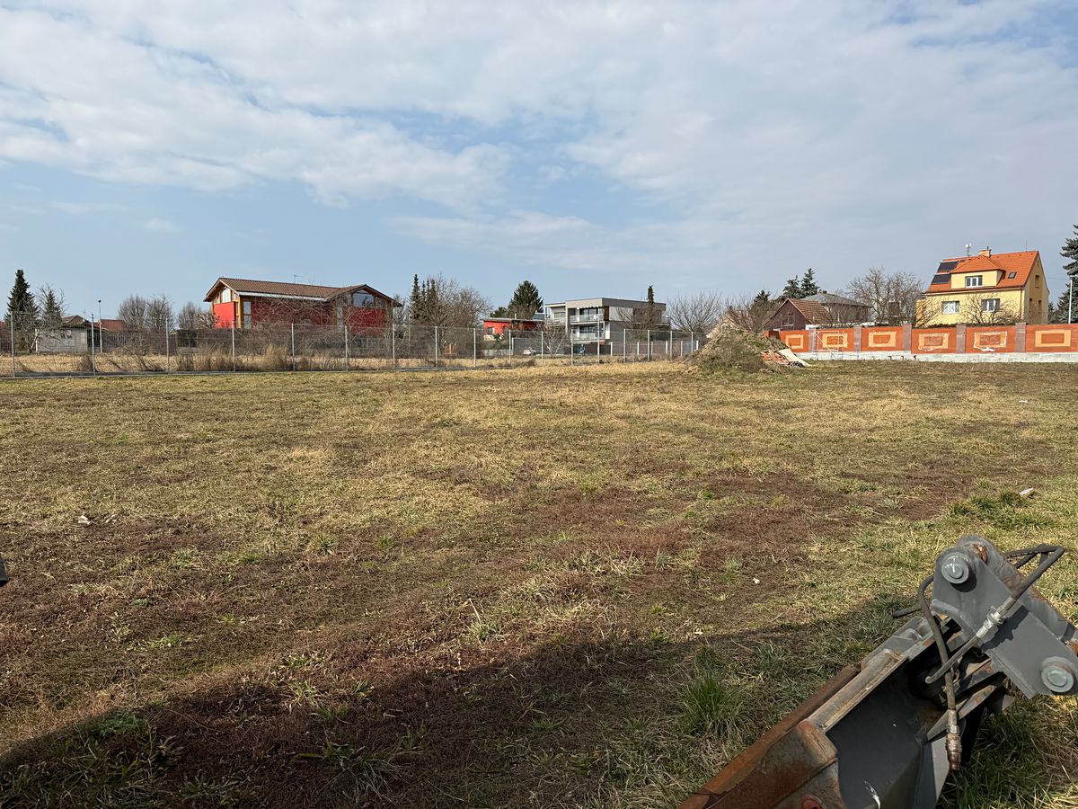 Prodej stavebního pozemku 1871 m² – fotografie 4
