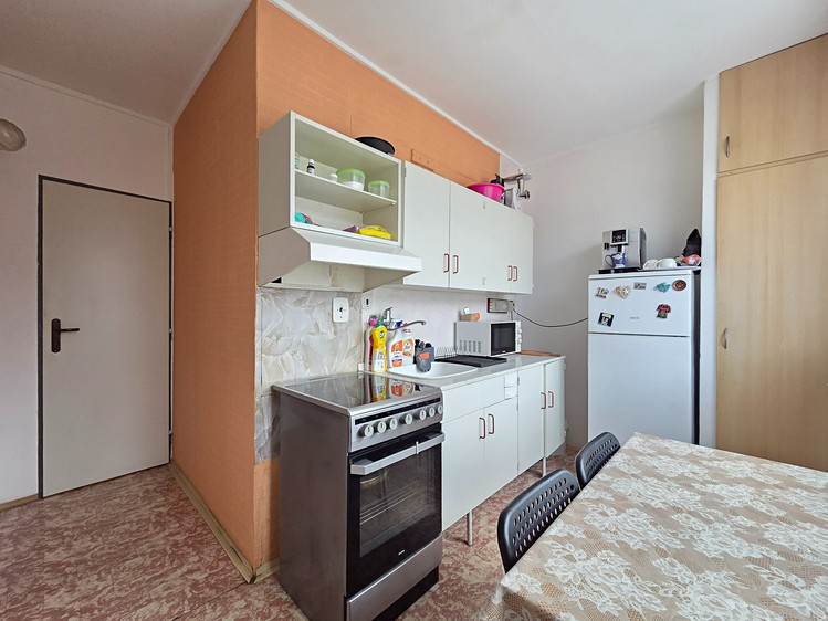 Wohnung 2+1 zum Kauf, 63 m² (2 von 14)