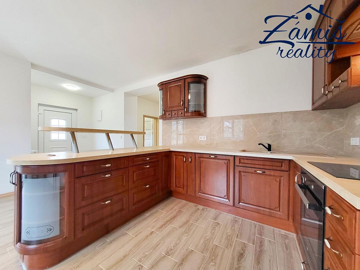 Prodej rodinného domu 126 m², pozemek 306 m² – fotografie 4