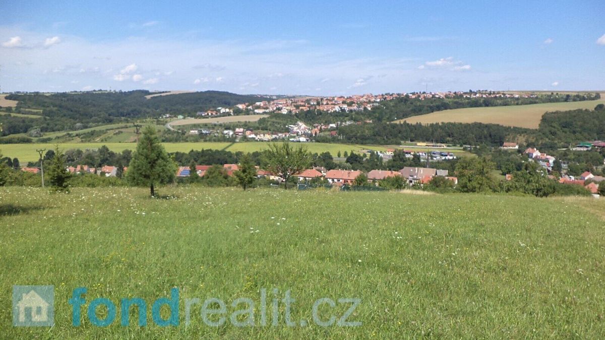 Prodej pozemku 10906 m²